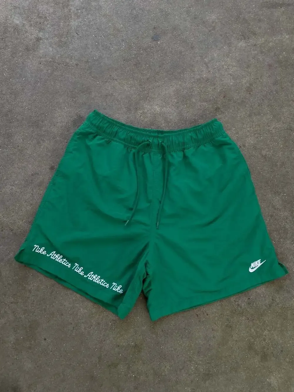 Nike Club Flow Shorts Green Malachite White
